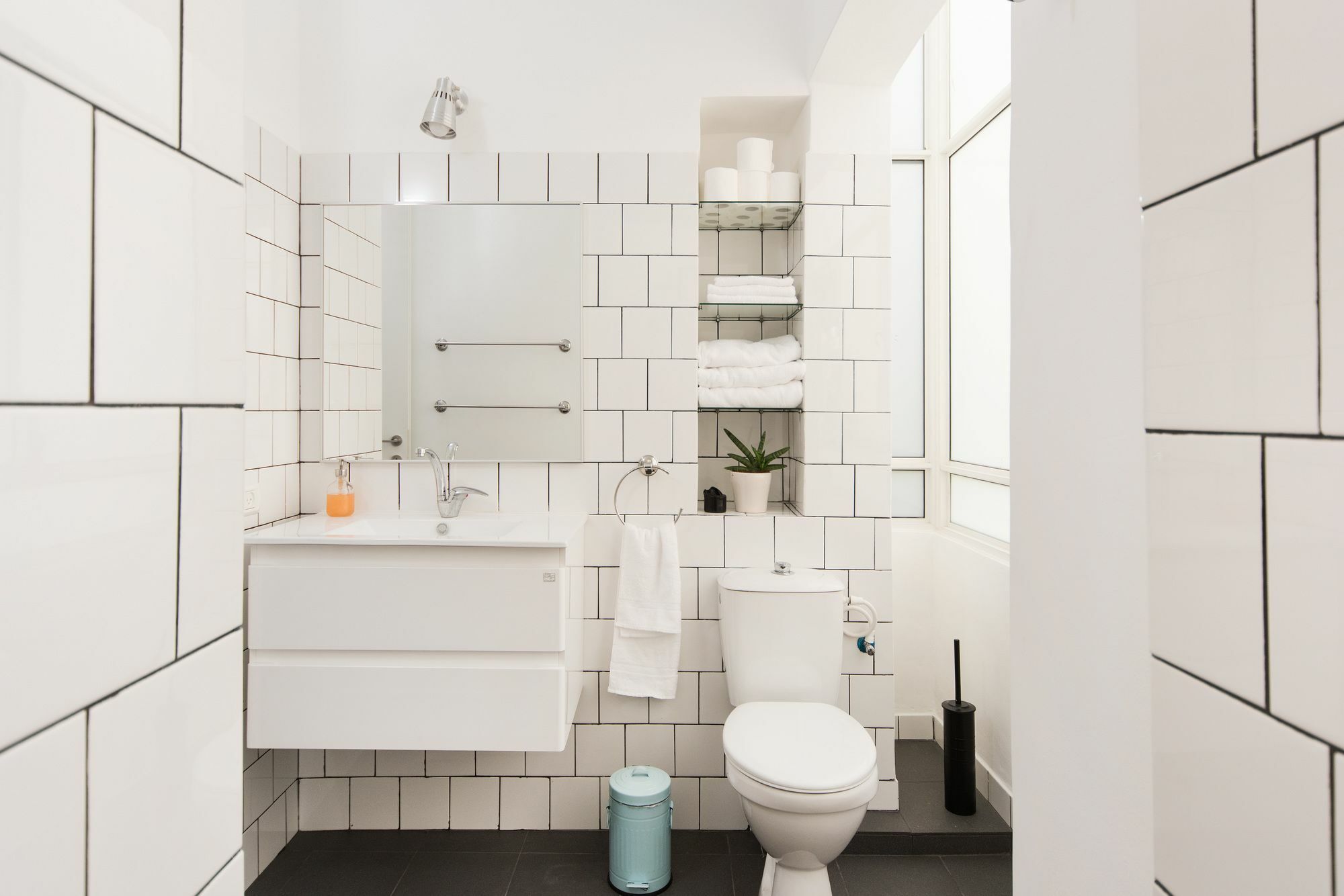 Lovely 1Bd W/ Private Balcony By Sea N' Rent Tel Aviv Esterno foto